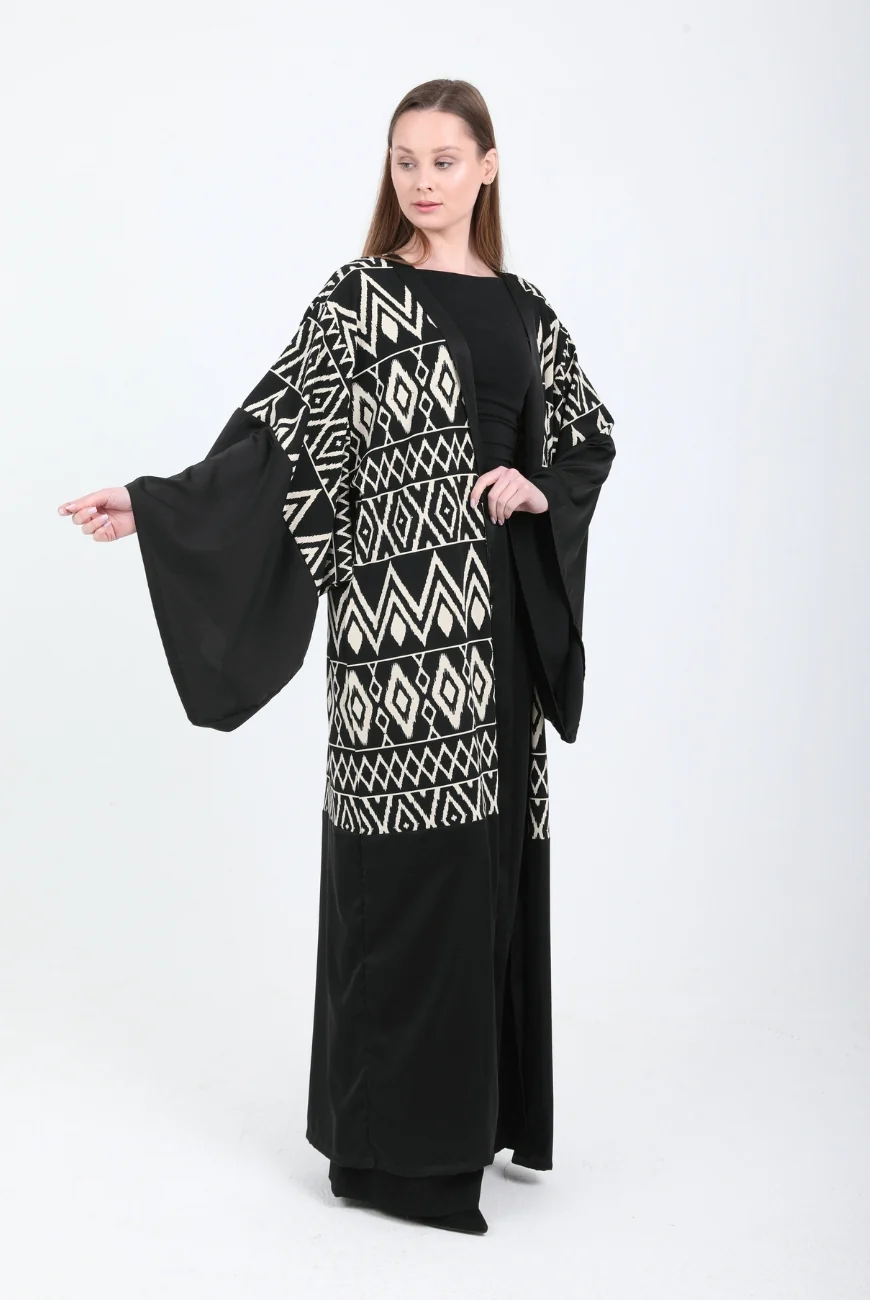 Edged Shoulder Printed Kaftan - Image 3